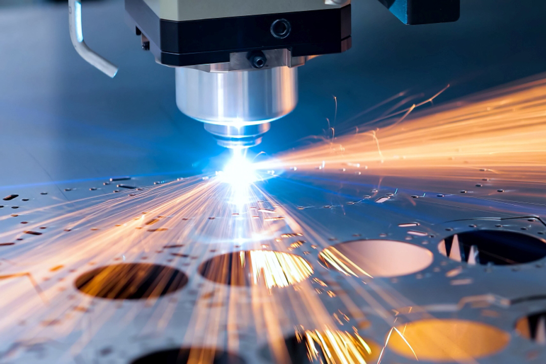  Laserschneiden von Metall